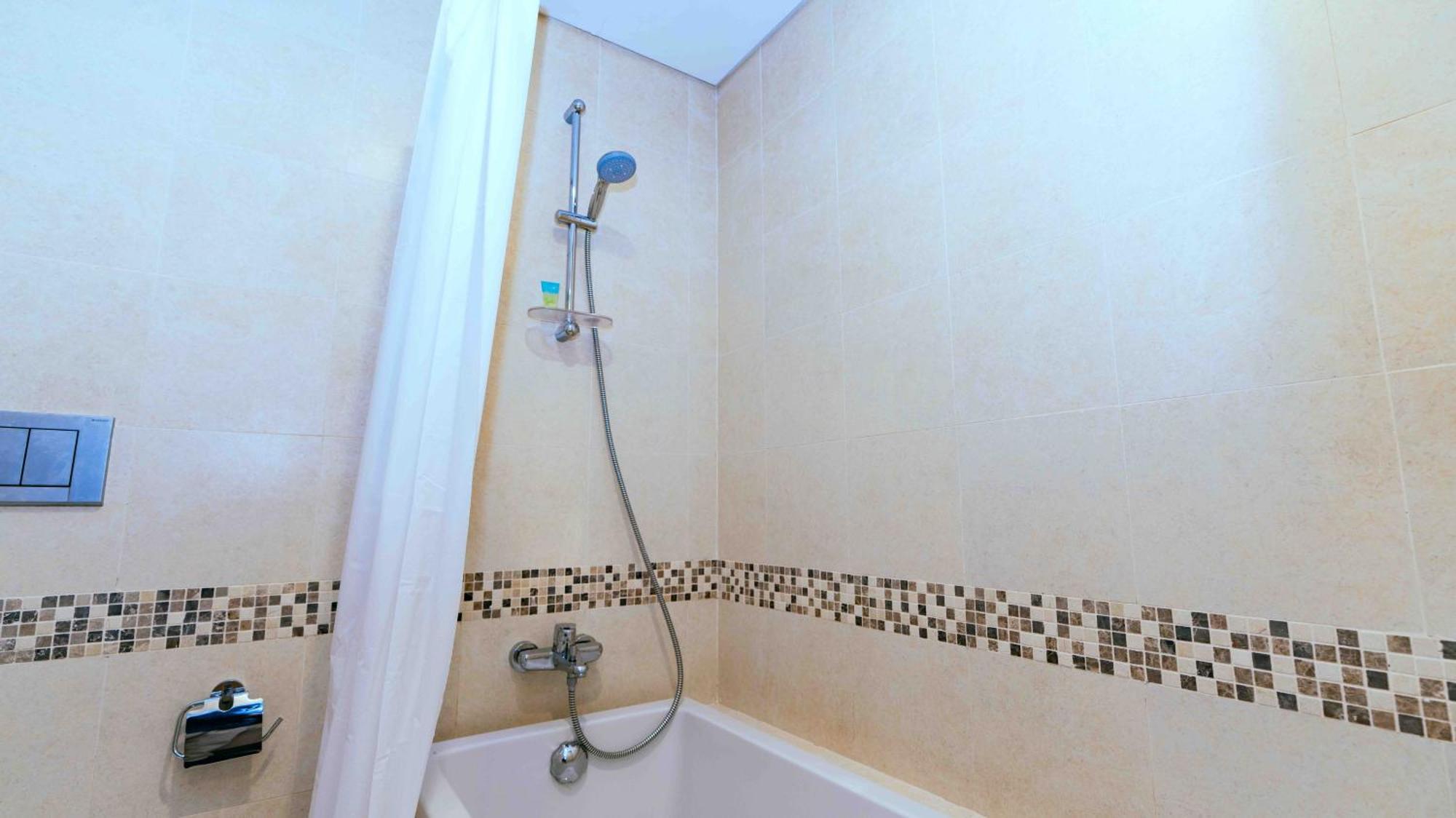 Two Bed In Ansam Hosted By Voyage * Abu Dhabi