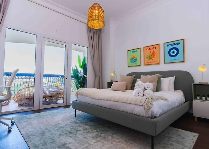 Two Bed In Ansam Hosted By Voyage