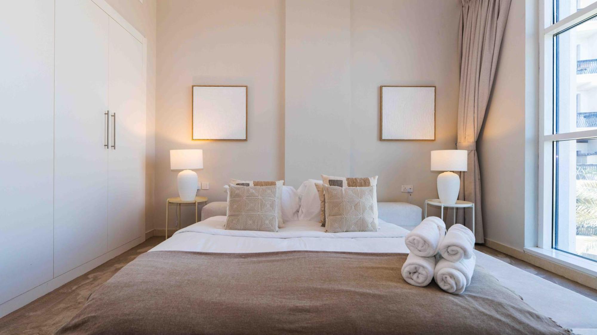 Two Bed In Ansam Hosted By Voyage Apartment Abu Dhabi